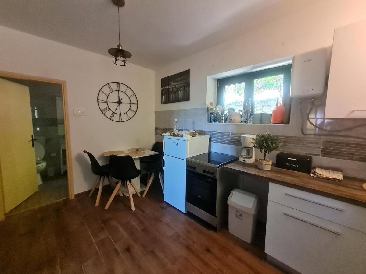 Apartment Sunshine Mali Losinj Exterior photo
