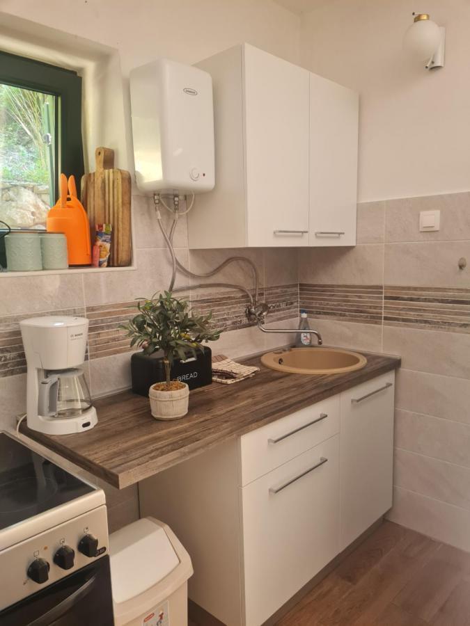 Apartment Sunshine Mali Losinj Exterior photo