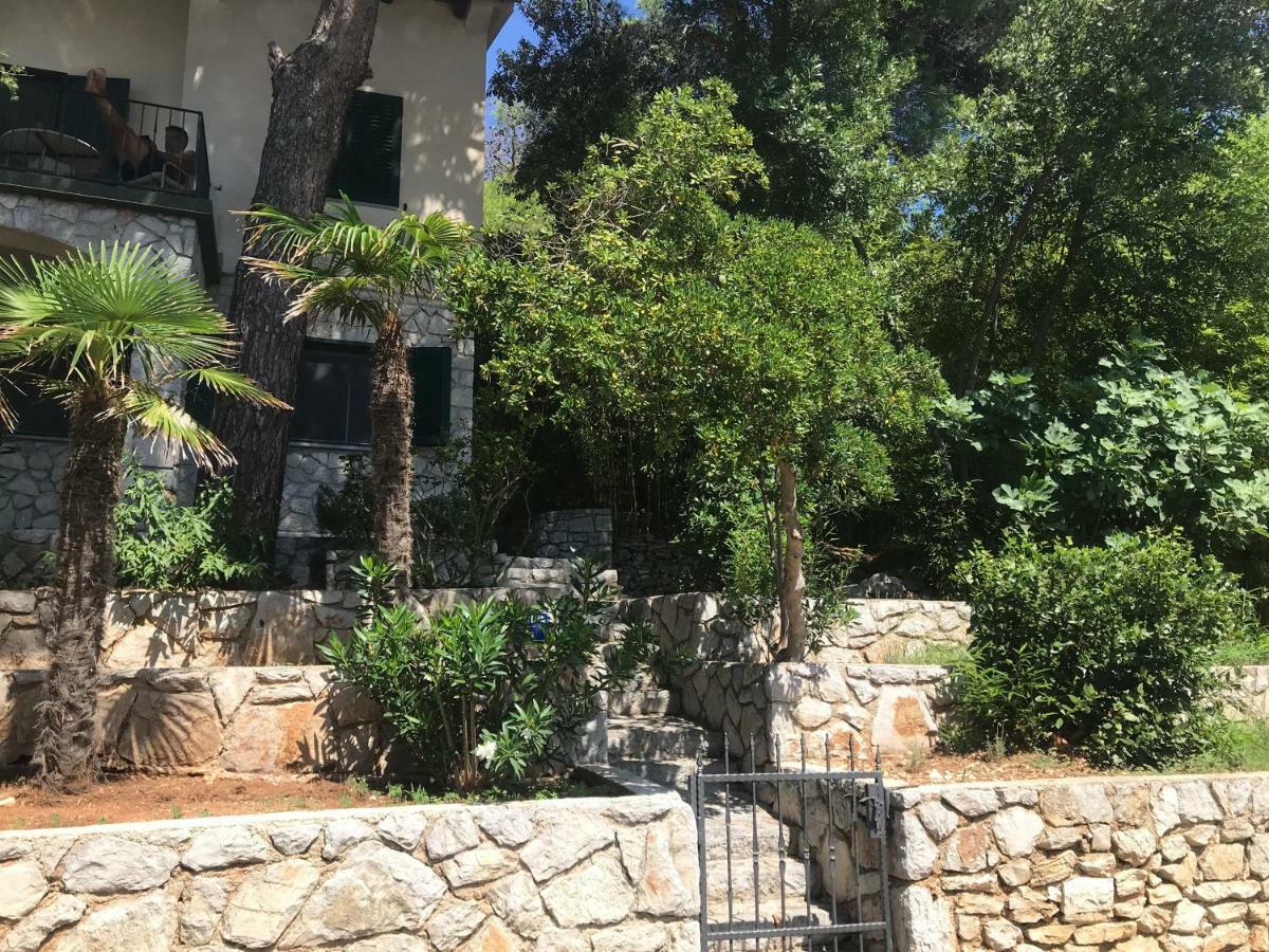 Apartment Sunshine Mali Losinj Exterior photo